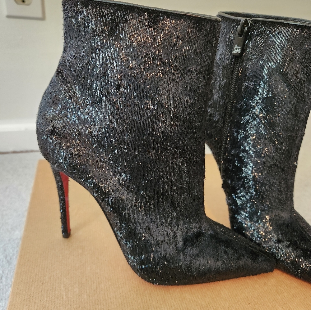 Christian louboutin so Kate 100 velvet boots